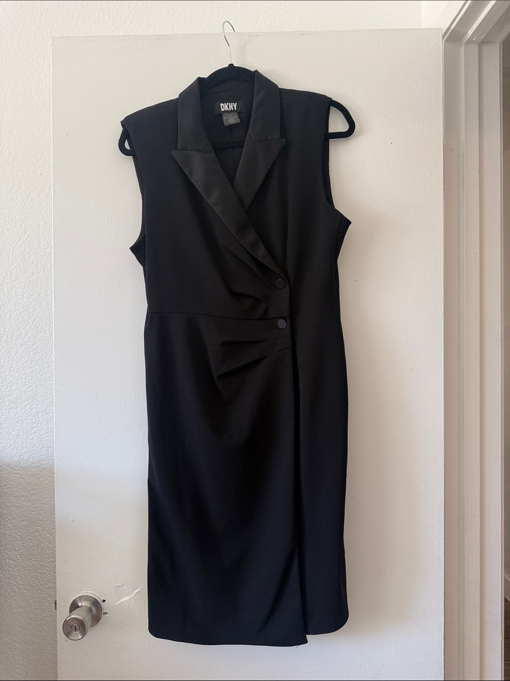 DKNY Black Sleeveless Tuxedo Midi Dress